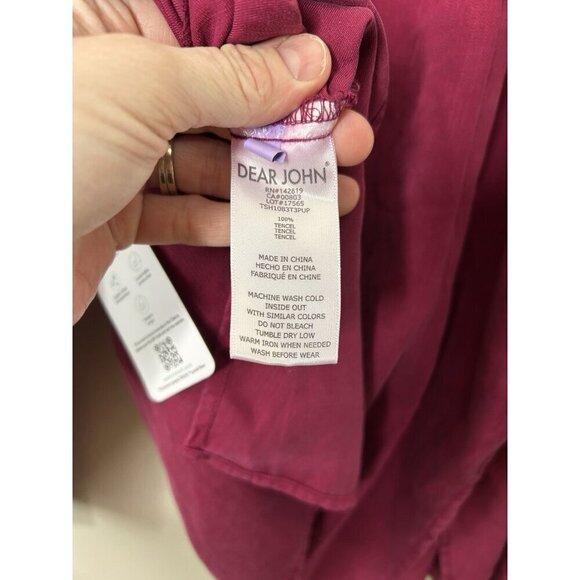 Dear John Long Sleeve Tencel Maroon Red Women’s Button Down Top Size Large NWT - Picture 8 of 9